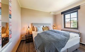 The Mex - El Sombrero